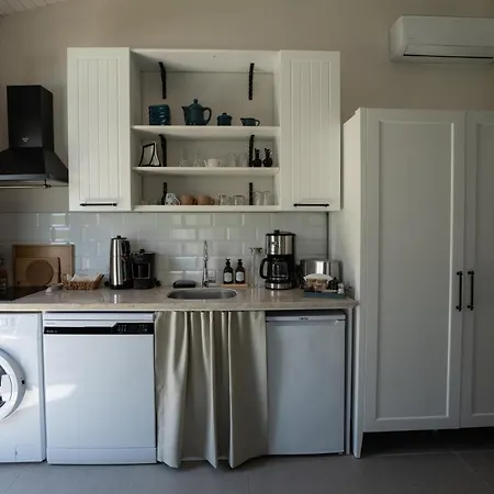 Sedirli Ev אלאקאטי