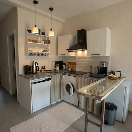 Sedirli Ev אלאקאטי