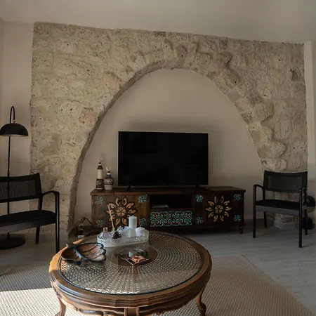 Sedirli Ev 2* アラカティ