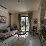 Sedirli Ev Kro