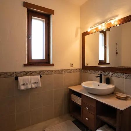 Sedirli Ev 2* Alaçatı