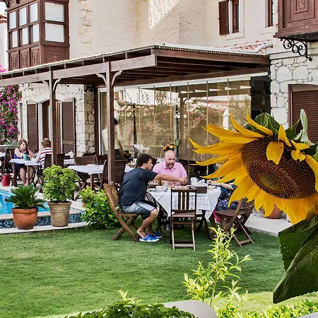 Sedirli Ev Alaçatı