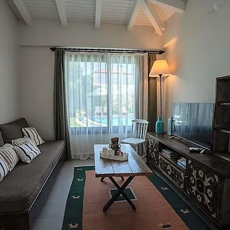 Inn Sedirli Ev Alacati