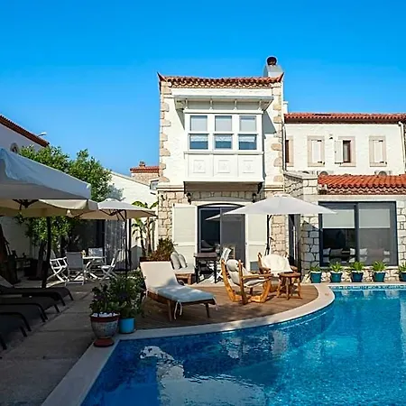 Sedirli Ev 2* Alacati